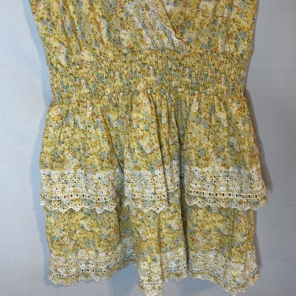 American Eagle Cotton Linen Yellow Deep V-Neck Mini Dress Lace Floral Medium - Picture 2 of 8
